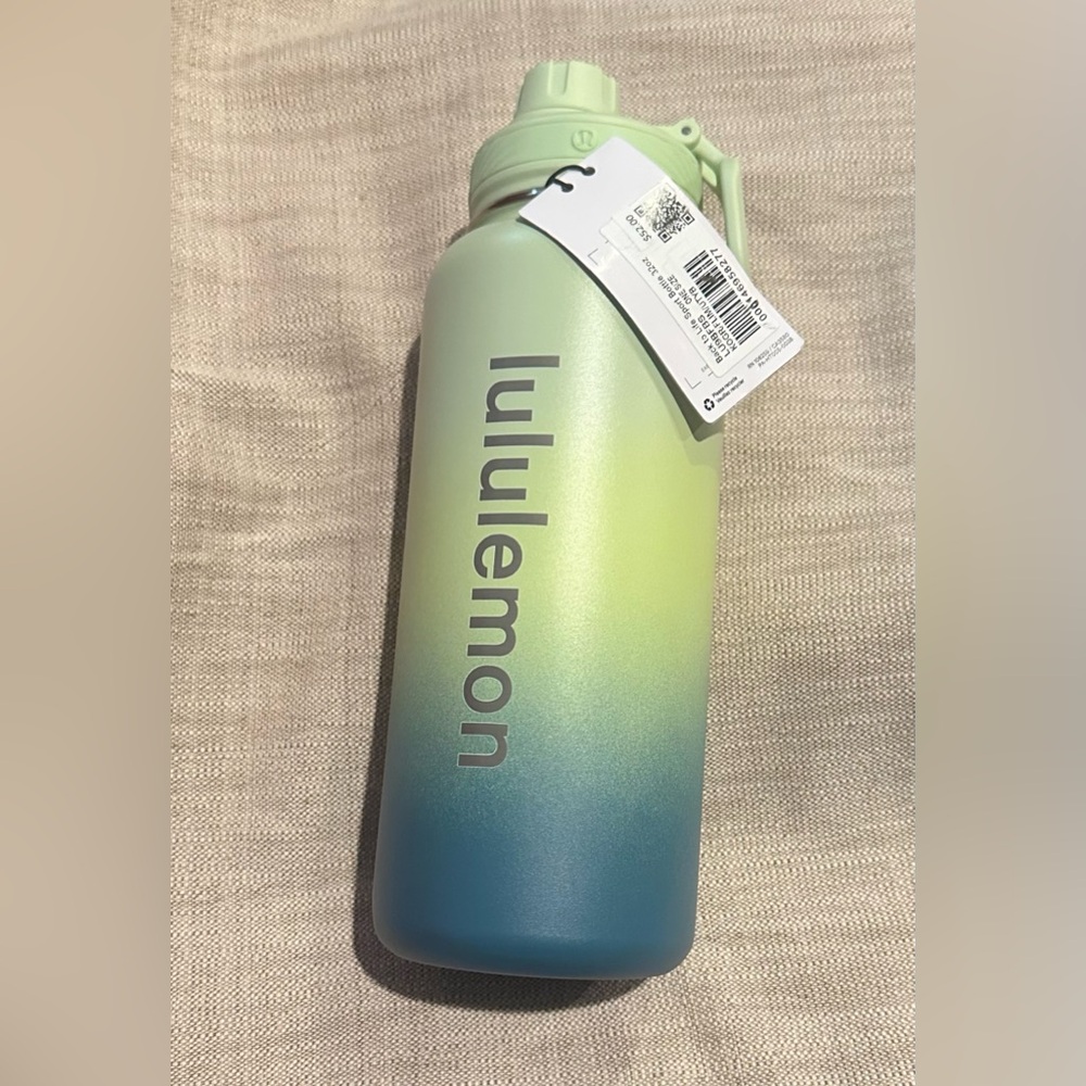 LULULEMON Back to Life Sports Bottle 32 Oz